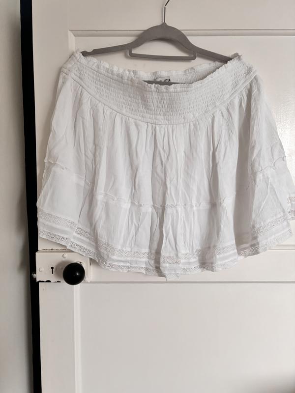 Hollister white lace skirt 2025