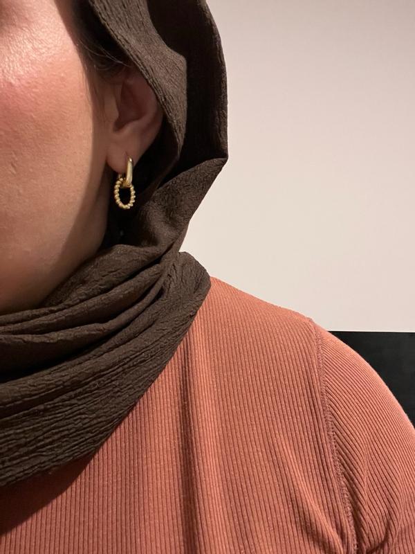 Review Thumbnail Image 0 369980512