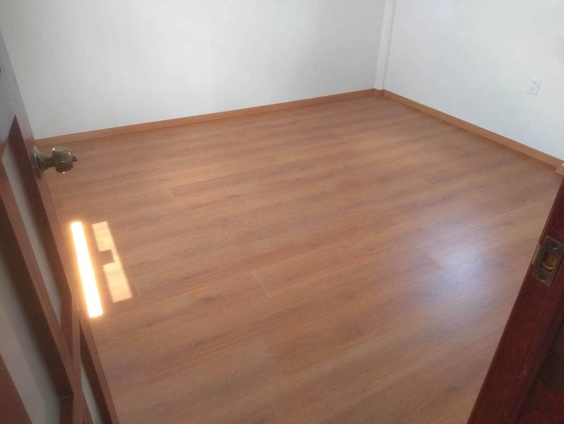 PISO LAMINADO CONTEMPO CHERRY FULL 7MM | The Home Depot México