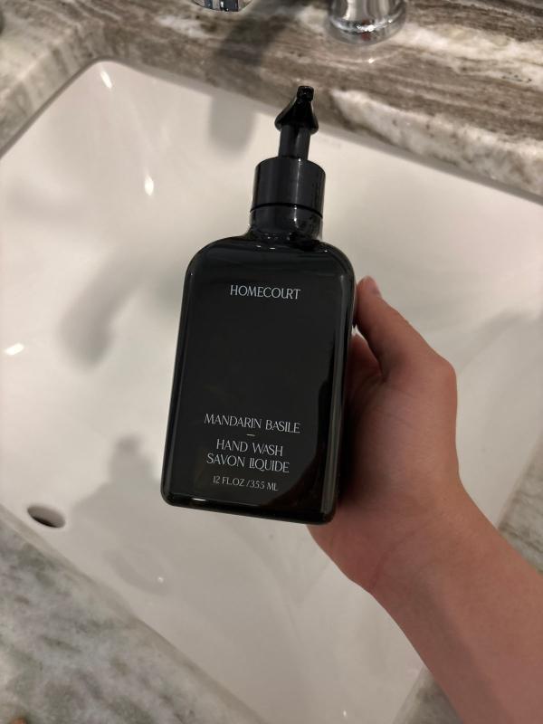 Customer photo for "Mandarin Basile smells amazing and works great!"