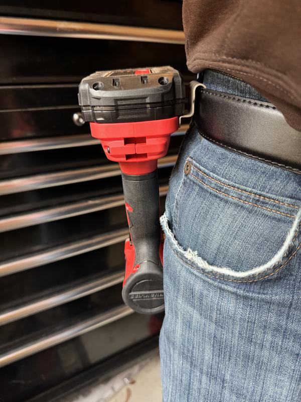 Milwaukee M18 18V Lithium-Ion Cordless 1/2 in. Hammer Drill/Driver