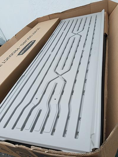 rubbermaid big max 2 ft. 6 in. x 4 ft. 3 in. large