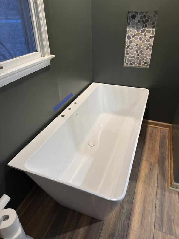 ANZZI Kelut Series 67 in. x 32 in. Flat Bottom Solid Surface