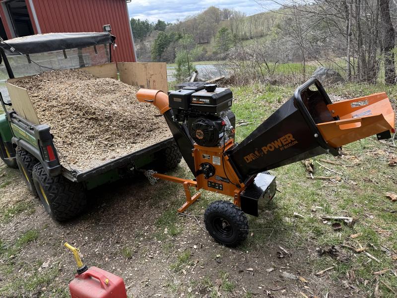 DK2 V2 Series 6 in. 15 HP 420 cc Gas Powered Wood Chipper Shredder