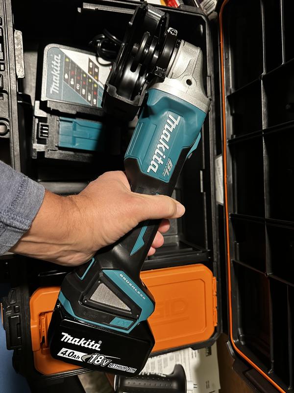 Makita 18V LXT Battery and Rapid Optimum Charger Starter Pack (4
