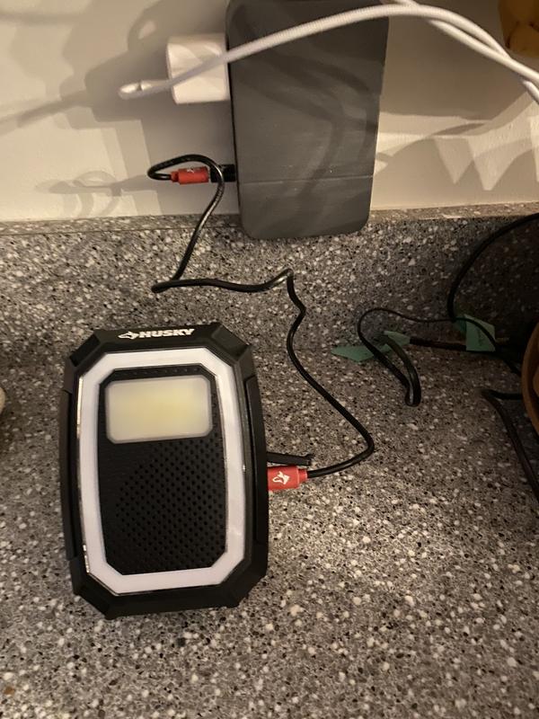 Husky 1000 Lumen Rechargeable Color Changing Utility Light with