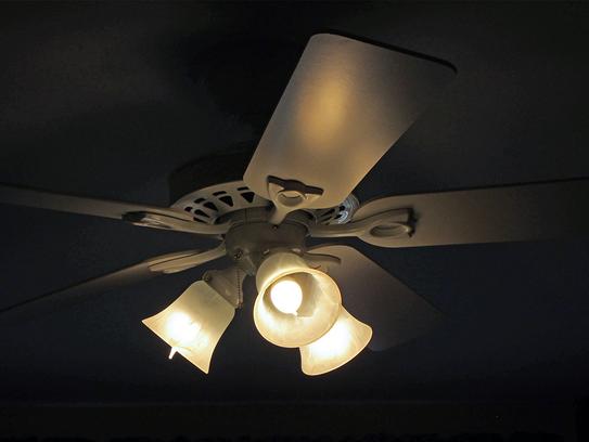 Hunter Sontera 52 In Indoor Antique Brass Ceiling Fan With Remote