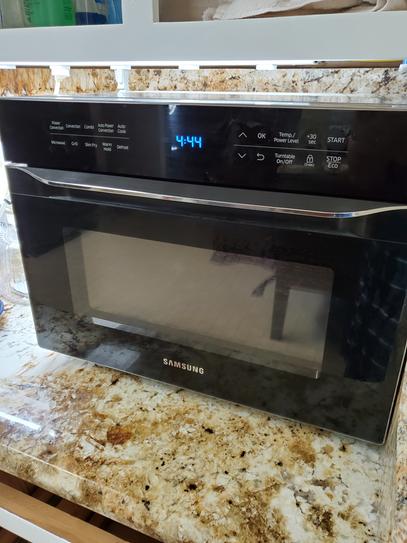 Samsung - 1.2 Cu. ft. Countertop Convection Microwave with PowerGrill - Black