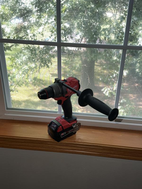 Milwaukee M18 18V Lithium-Ion Cordless 1/2 in. Hammer Drill/Driver
