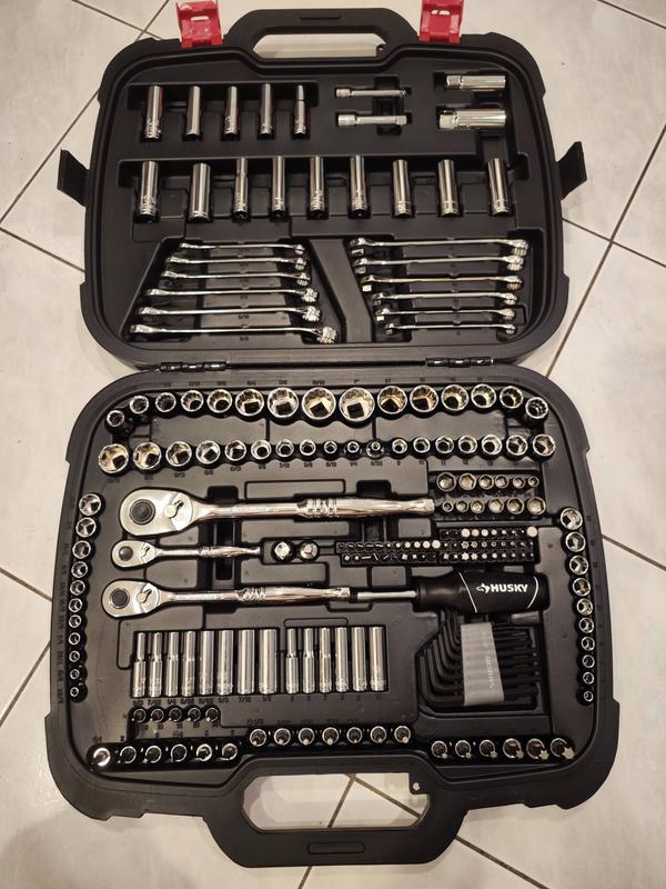 HUSKY ハスキー　工具セット　33ピース 美品】HUSKY ハスキー 工具セット ツール ラチェット ドライバー