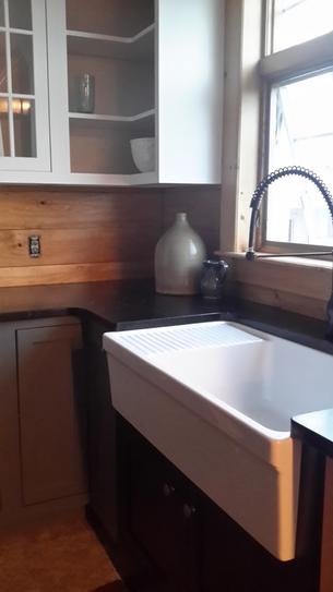 Quatro Alcove Reversible Series Farmhaus Farmhouse Apron Front Fireclay 36 in. Single Bowl Kitchen Sink in White Quatro Alcove Reversible Series Farmhaus Farmhouse Apron Front Fireclay 36 in. Single Bowl Kitchen Sink in White