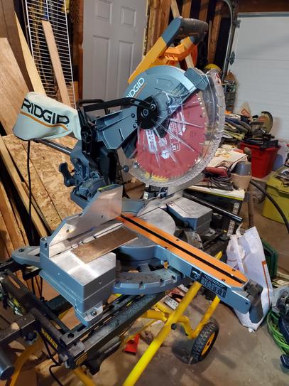 RIDGID Universal Mobile Miter Saw Stand with Mounting Braces AC9946 at ...