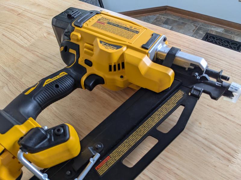 Dewalt first fix nail gun type 3 hotsell