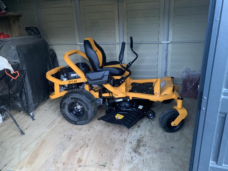 CUB！ SOLD - INV# 21297 Cub Cadet 85 Other Equipment with --- Hrs