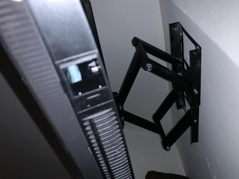 Supporto TV Full Motion Core Innovations Da 37 A 70 Pollici – Braccio Snodato Inclinabile Con Livella, Fino A 60kg, VESA 800x400 - 5