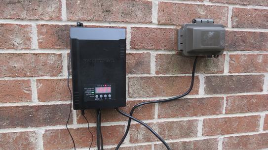 GOODSMANN 200W Low Voltage Landscape Transformer – 120V Input To 12V Output, Built-in Timer & Photocell, Weatherproof Shield, Compatible With Malibu & All Low Voltage Lights