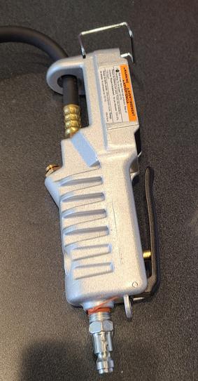 Husky Heavy Duty Digital Tire Inflator 024-0375H - The Home Depot