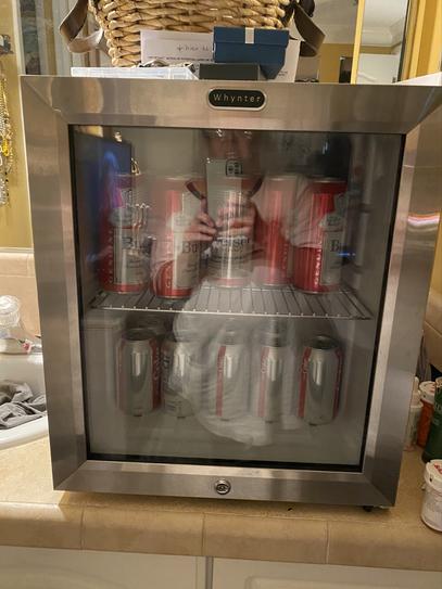Whynter 17 in. 127 (12 oz.) Single Zone Can Cooler 3.1 cu. ft