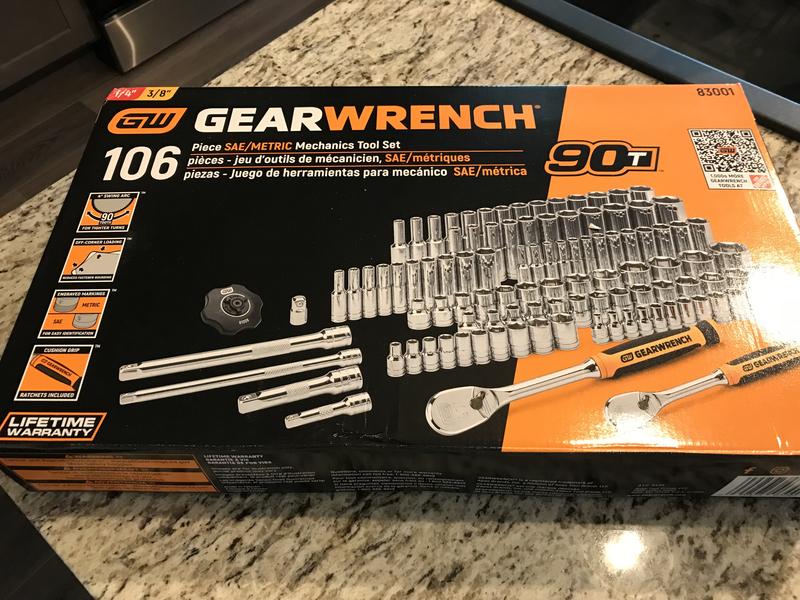 アメリカ GEARWRENCHソケット10個セット GEARWRENCH 83 Pc. 1/4, 3/8