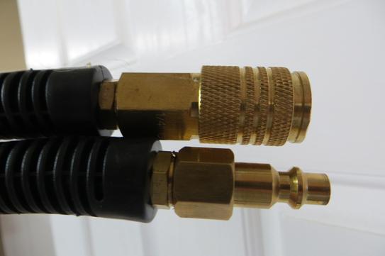 thumbnail image 2 of Producto: Estwing E1450PVCR 1/4" X 50' PVC / Rubber Hybrid Air Hose With Brass 1/4" NPT Industrial Fitting And Universal Quick Connect Coupler(Tamau00f1o: 1/4" X 50 2 of 13