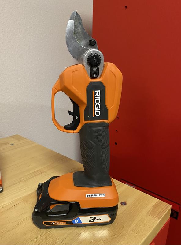 Reviews for RIDGID 18V Brushless Cordless Battery Pruner