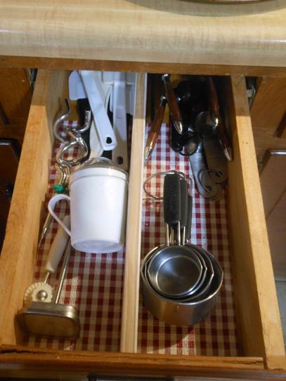 Axis International Natural Wood Expandable Kitchen Drawer Dividers