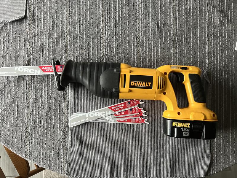 メル30913　CMCロッド10(5g) Milwaukee 9 in. 10 TPI Torch Carbide Teeth Metal Cutting Sawzall