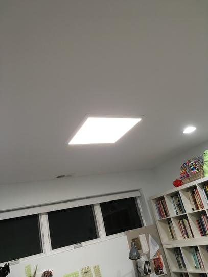 Commercial Electric 2 Ft X 2 Ft White Led Edge Lit Flat Panel T