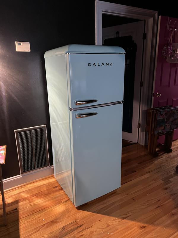 Galanz 24 in. 12 cu. ft. Retro Top Freezer Refrigerator, Bebop