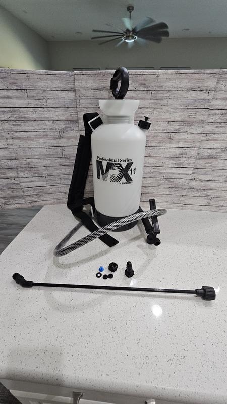 Swissmex 1.8 gal Compression Pump Sprayer MX11 - The Home Depot