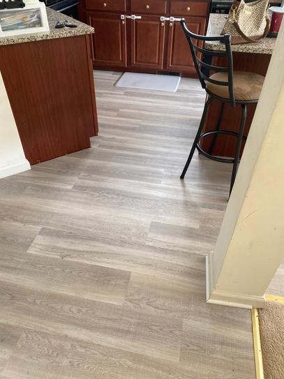 Reviews For Home Decorators Collection Coastal Oak 7 5 In L X 47 6 In W Luxury Vinyl Plank Flooring 24 74 Sq Ft Case 03918 The Home Depot