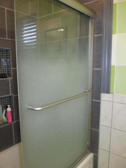 Sterling Finesse 59 5 8 In X 55 3 4 In Semi Frameless Sliding