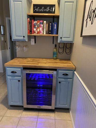 Have a question about Magic Chef 44 Bottle Dual Zone Wine Cooler