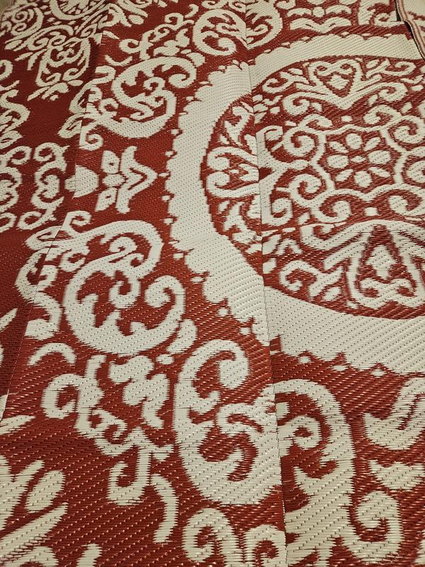 Nuu Garden Red and White 6 ft. x 9 ft. Rectangular Moroccan