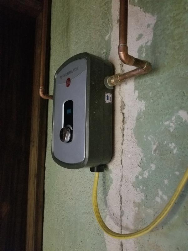 Reviews for Rheem Performance 8 kW Self-Modulating 1.55 GPM Tankless  Electric Water Heater | Pg 5 - The Home Depot