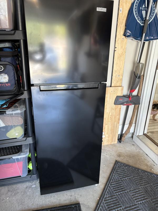 confiauc Reviews for Vissani 18 cu. ft. Top Freezer Refrigerator DOE