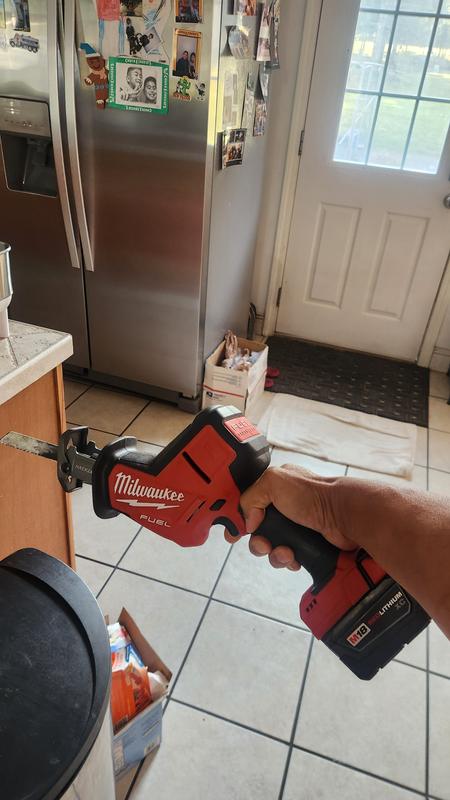 Milwaukee M18 FUEL 18V Brushless HACKZALL Recip Saw w/5.0Ah