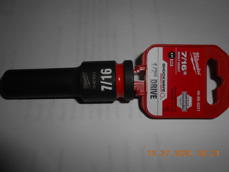Milwaukee SHOCKWAVE 3/8 in. Drive 16mm Deep 6 Point Impact Socket