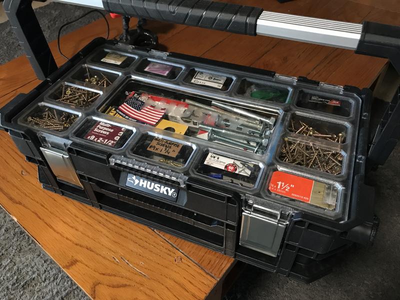 Reviews for Husky Connect Stackable Portable Cantilever 22