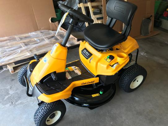 Reviews for Cub Cadet 30 in. 10.5 HP Briggs Stratton Engine Hydrostatic Drive Gas Rear Engine Riding Mower with Mulch Kit Included Pg 2 The Home Depot