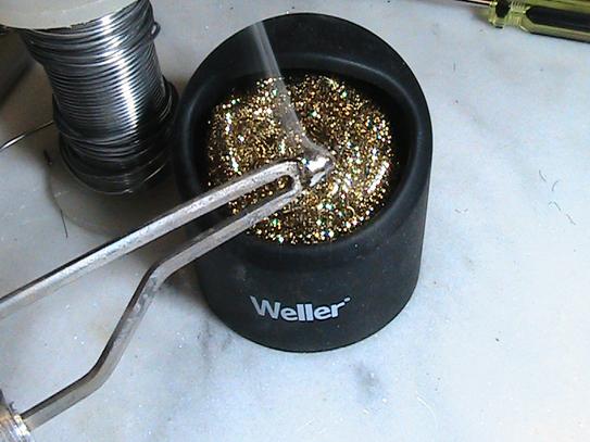 Noah Premium Soldering Iron Holder With Brass Coil Tip Cleaner, Soft Coiled Brass Tip Cleaner Kit, No Water Needed, Black