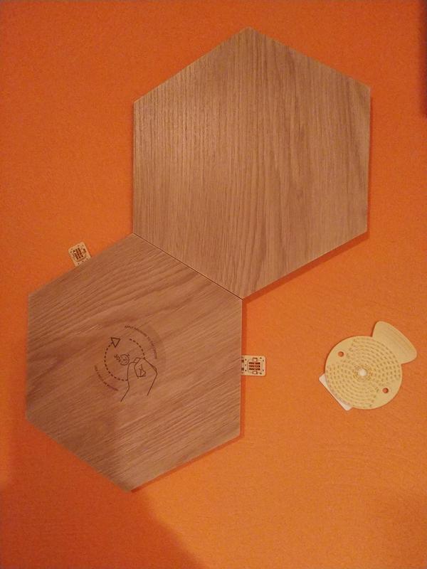 Nanoleaf Elements Wood Look Smarter Kit -7 Smart LED Panels