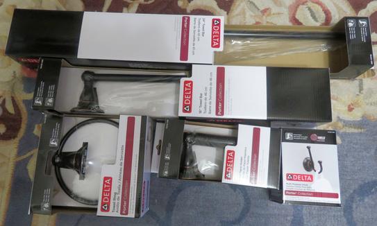 BUVLEOT Badezimmer-Set 5-tlg. – Handtuchstange, Halter & Haken In Edelstahl Mattschwarz