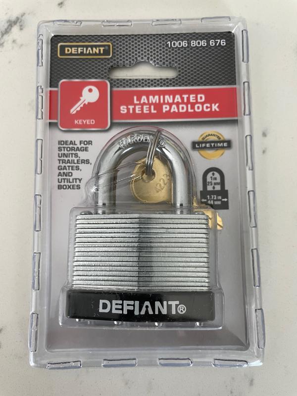 Master Lock Lock with Key, 1-1/2in. Wide 8596DHC - The Home Depot