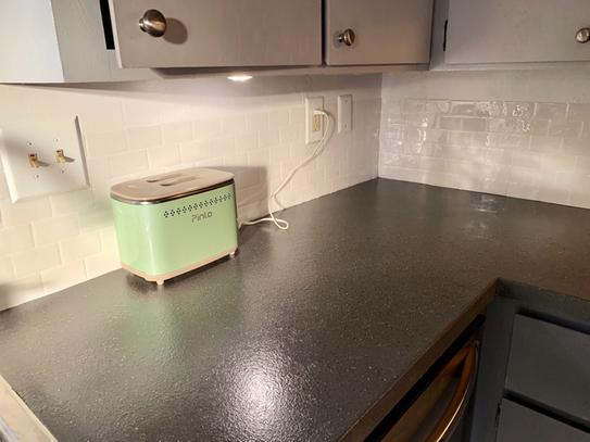 Daich Spreadstone Mineral Select 1 Qt Canyon Gold Countertop