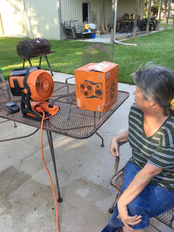 RIDGID 18V Cordless Hybrid Jobsite Fan 2-Pack with 4.0 Ah Battery