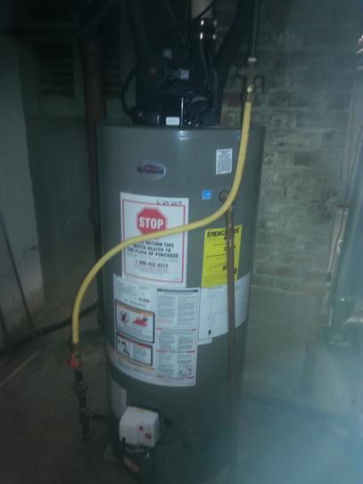 Richmond Essential 40 Gallon Tall Power Vent 6 Year Natural Gas Water Heater At Menards