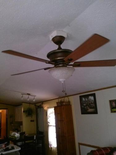 Hampton Bay Edisto 52 In Berre Walnut Ceiling Fan Discontinued