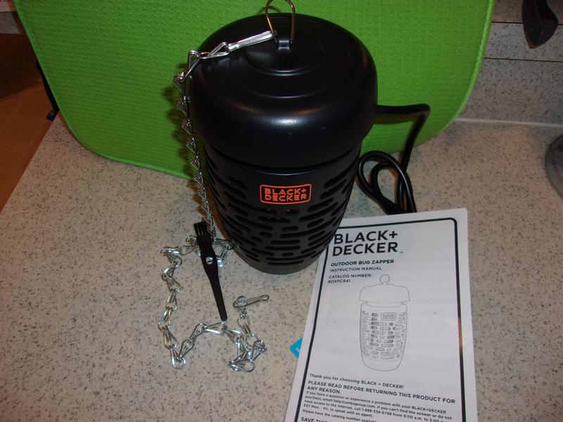BLACK+DECKER Indoor/Outdoor Bug Zapper Mosquito and Fly Trap CY