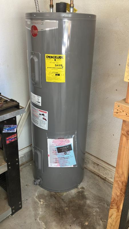 Rheem Gladiator 50 Gal. Tall 12 Year 4500/4500-Watt Smart Electric Water  Heater with Leak Detection and Auto Shutoff XE50T12CS45U0 - The Home Depot